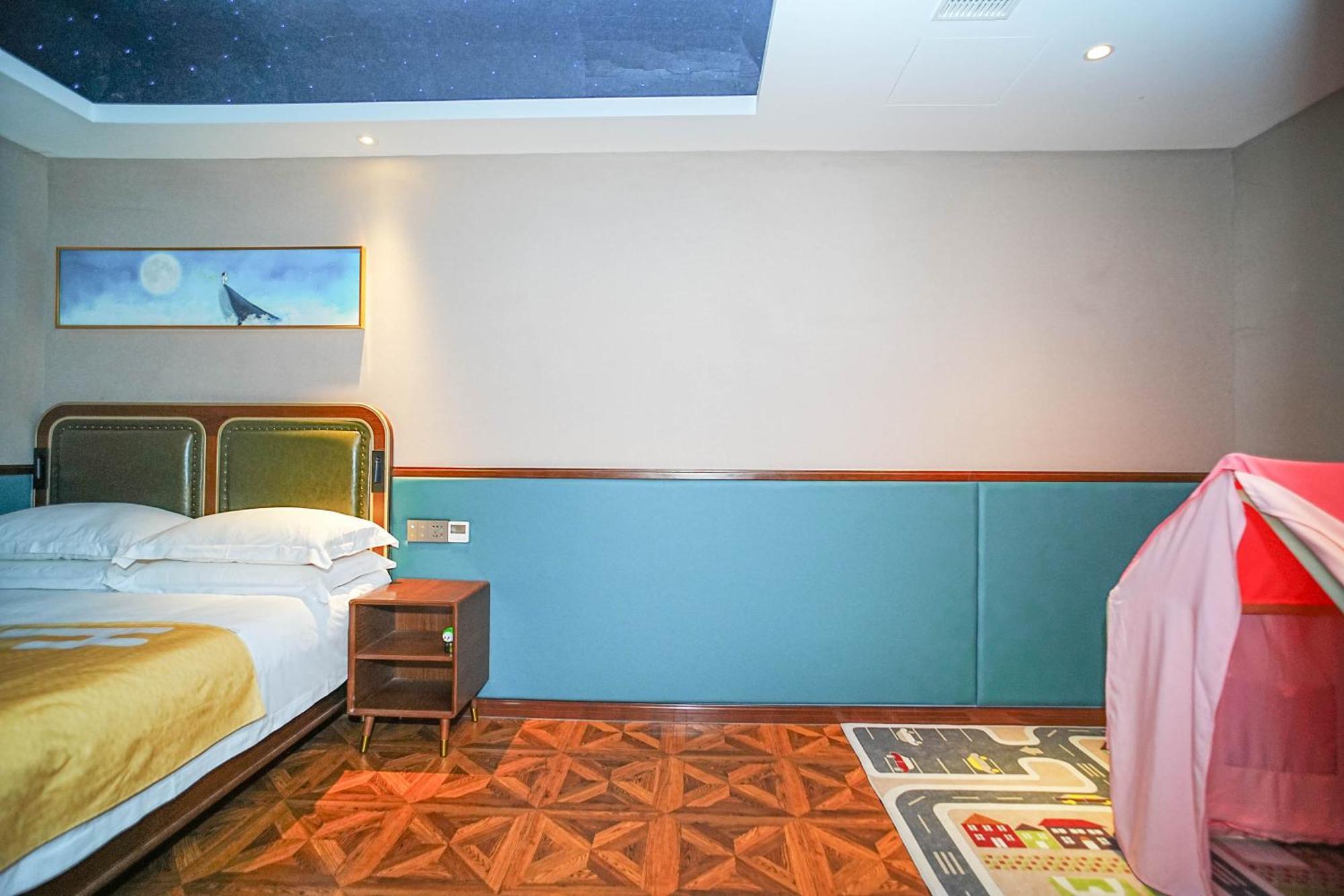 Nost Algia S Hotel In The West Lake Scenic Area-,Lingyin Temple, Leifeng Tower, Children'S Playground, Free Night Snack, Free Laundry, English Communication Well, Free Travel Advice Ханчжоу Экстерьер фото
